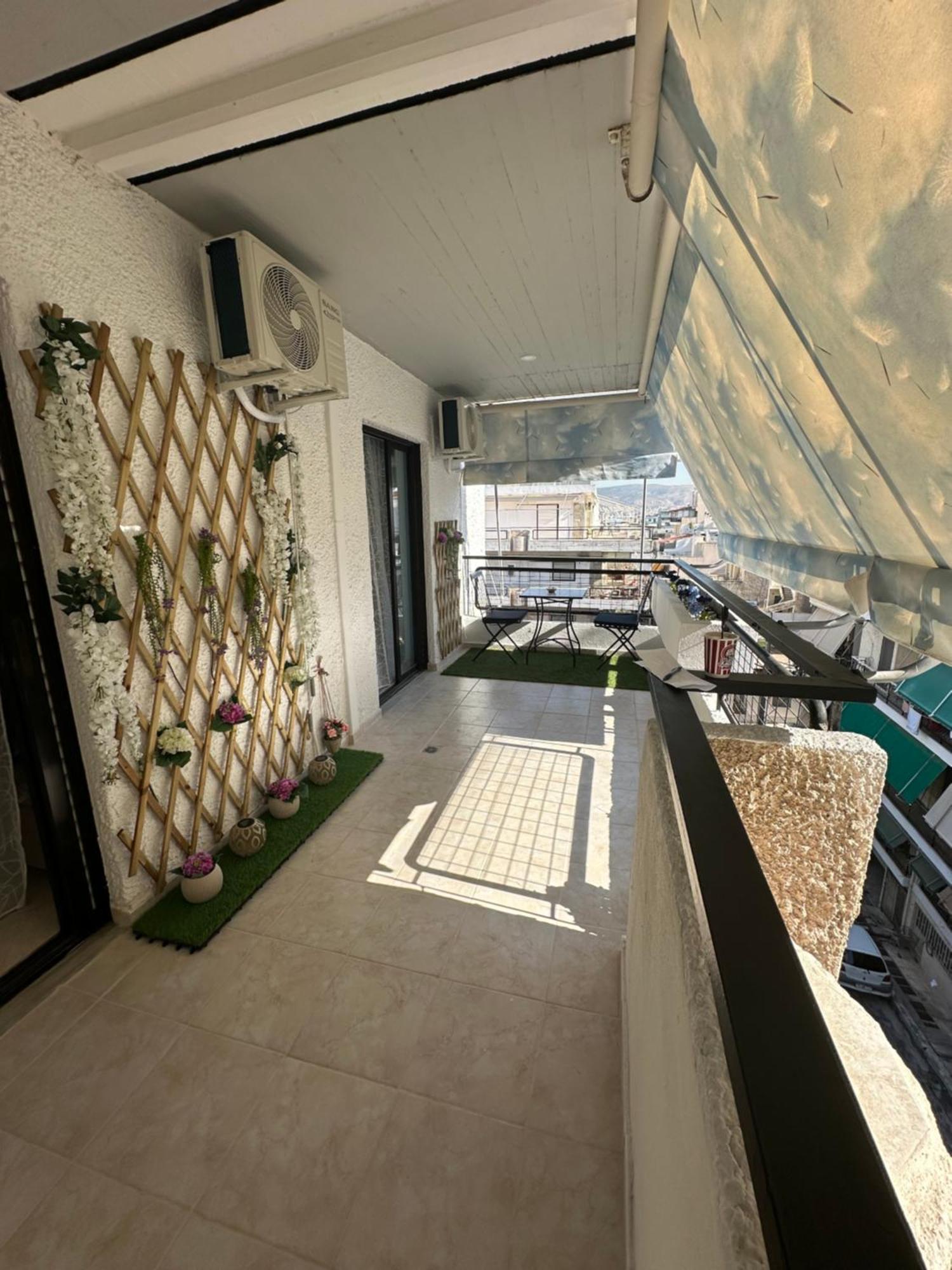 Lux Apartment Next To The Sea Piräus Exterior foto